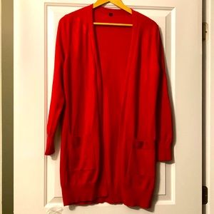 Cardigan sweater w/pockets